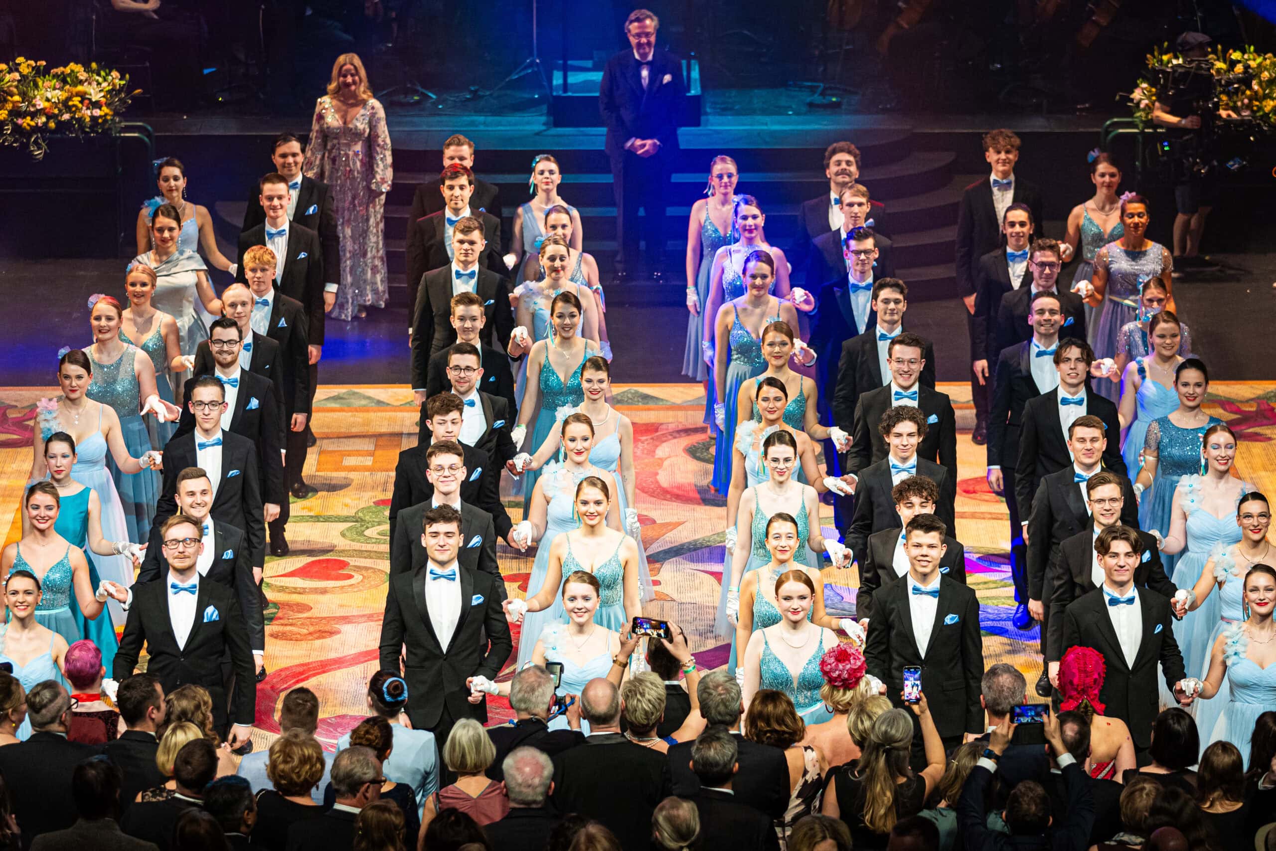 Opernball-2025_-Auswahl-Stadtmarketing_opernball-14-02-2025-foto-moritzfrankenberg-091-scaled-1